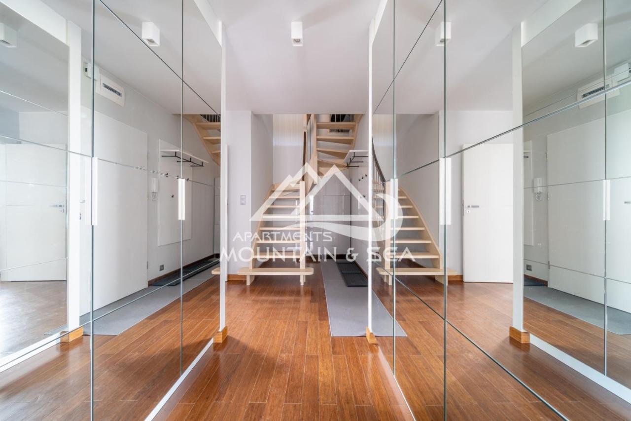 Apartament Mountain View Apartment ชกลาร์สกา ปอเรมบา ภายนอก รูปภาพ