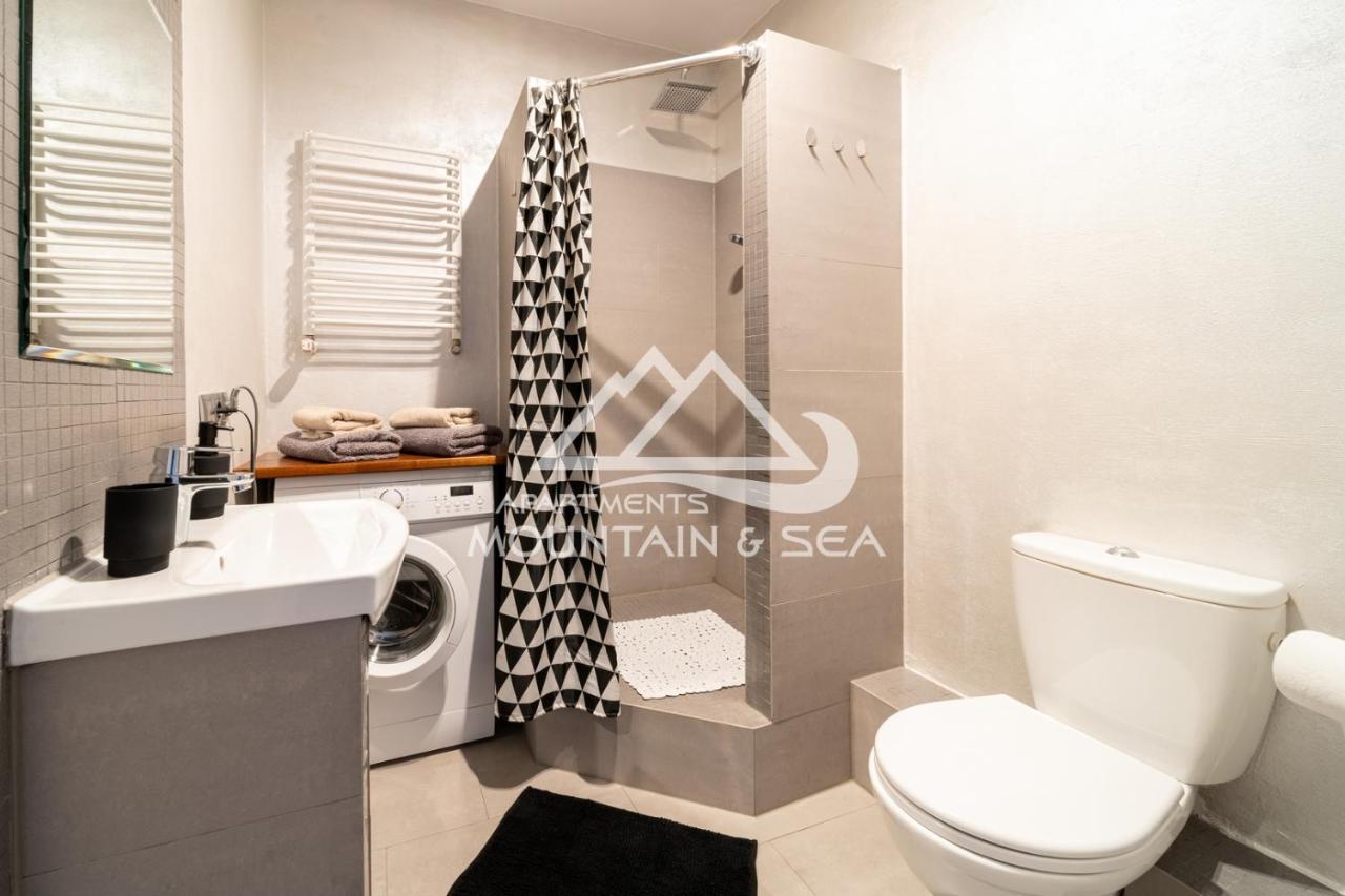 Apartament Mountain View Apartment ชกลาร์สกา ปอเรมบา ภายนอก รูปภาพ